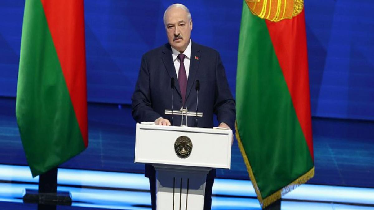 Lukashenko, Belarus'un Batı ile çatışmaya hazırlanmak için nükleer silah aradığını söyledi
