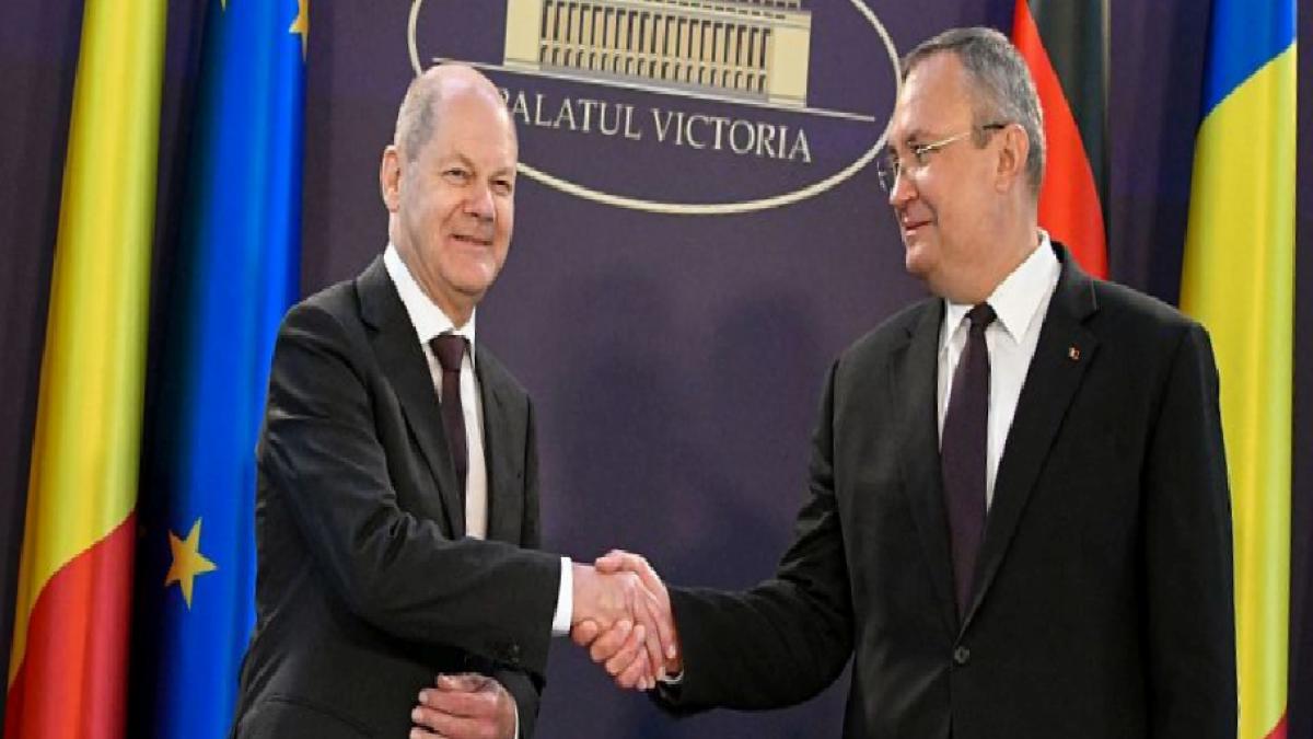 Almanya Başbakanı Scholz, Moldova'nın AB üyeliğini görüşmek üzere Bükreş'te