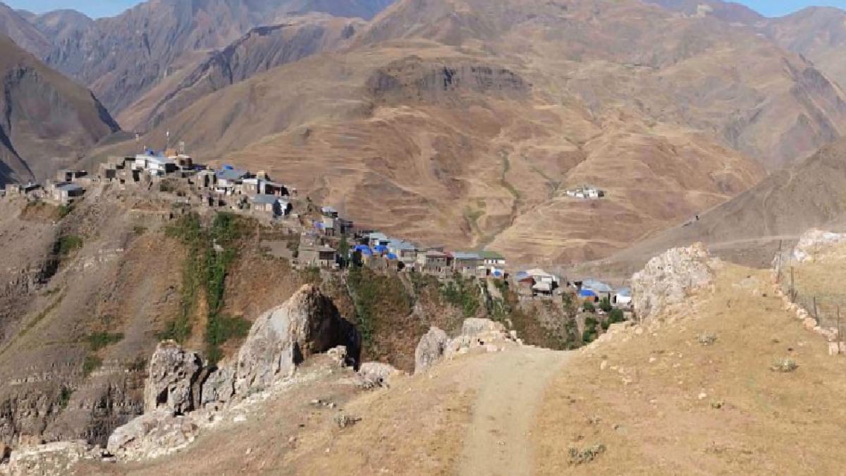 Azerbaycan'ın en uzak bölgelerinden biri olan Büyük Kafkas Dağları'nda bir macera