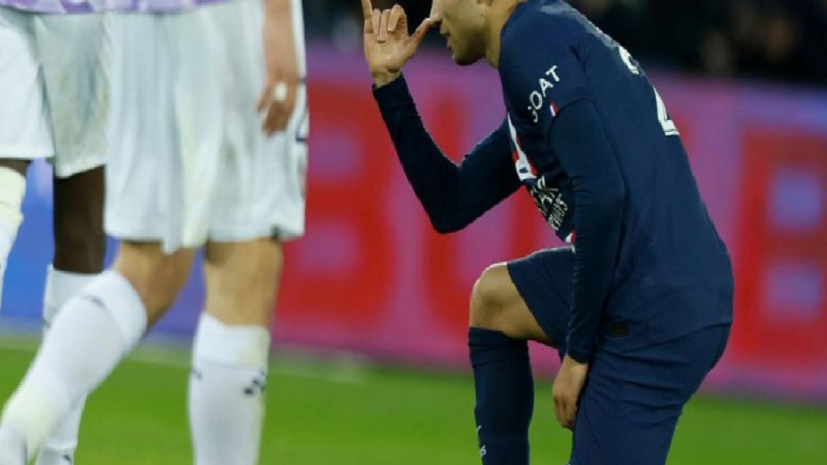 Fas ve Paris Saint-Germain futbolcusu Achraf Hakimi tecavüzle suçlanıyor