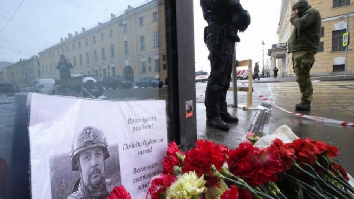 İZLEYİN: Rus blog yazarının öldüğü kafede anılan çiçek