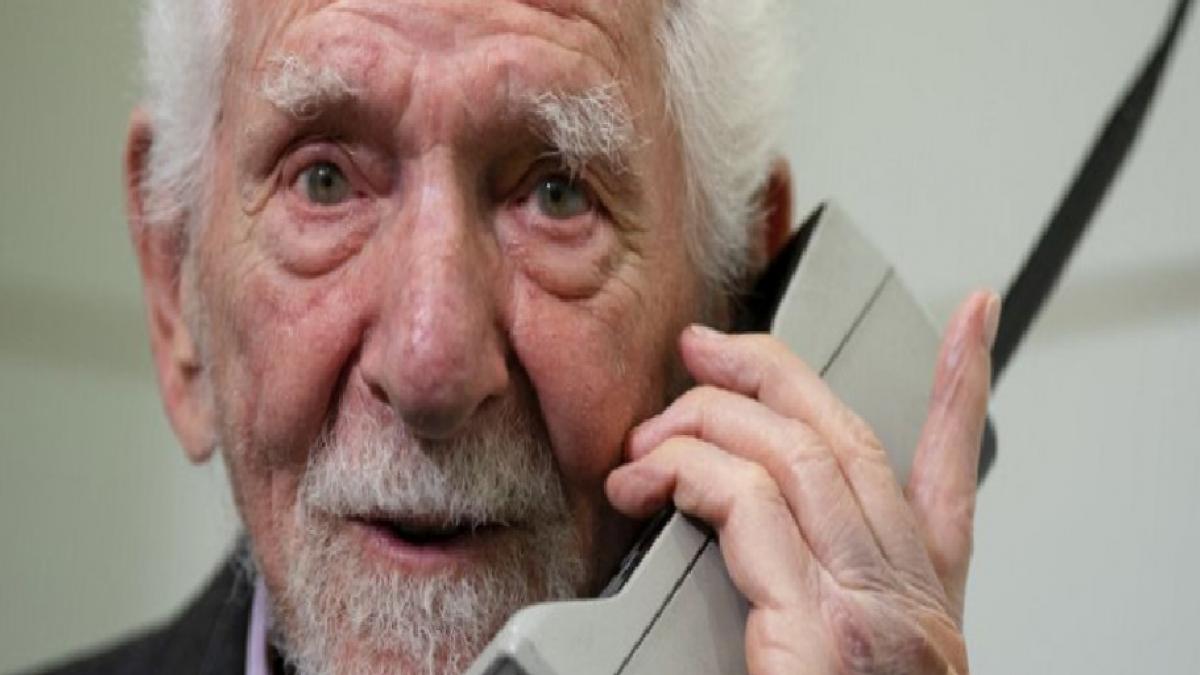 50 yıl önce: İnsanlık için bir devrim başlatan cep telefonu çağrısı